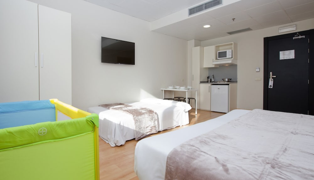 Vértice Roomspace Madrid 24