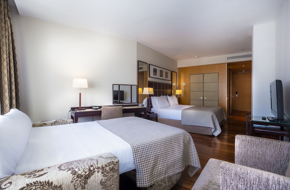 Eurostars Grand Marina Hotel 12