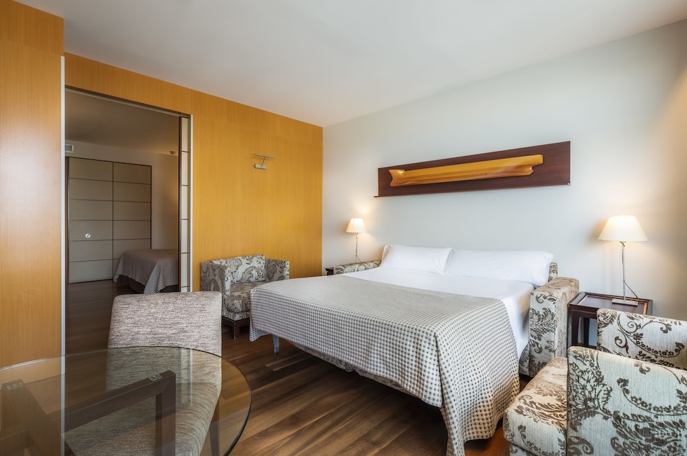 Eurostars Grand Marina Hotel 11