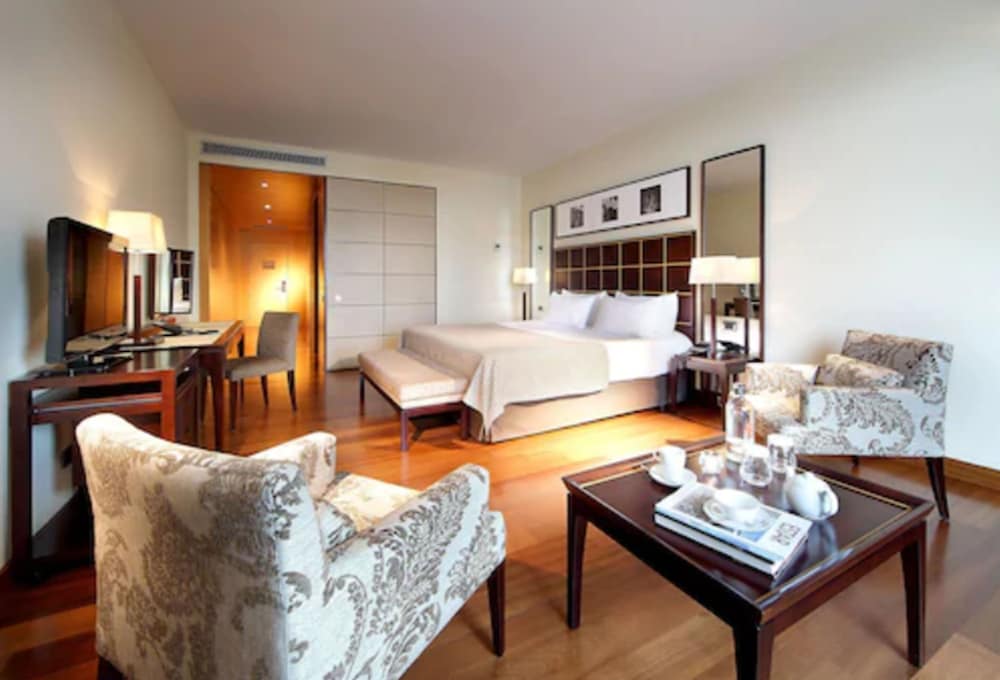 Eurostars Grand Marina Hotel 19