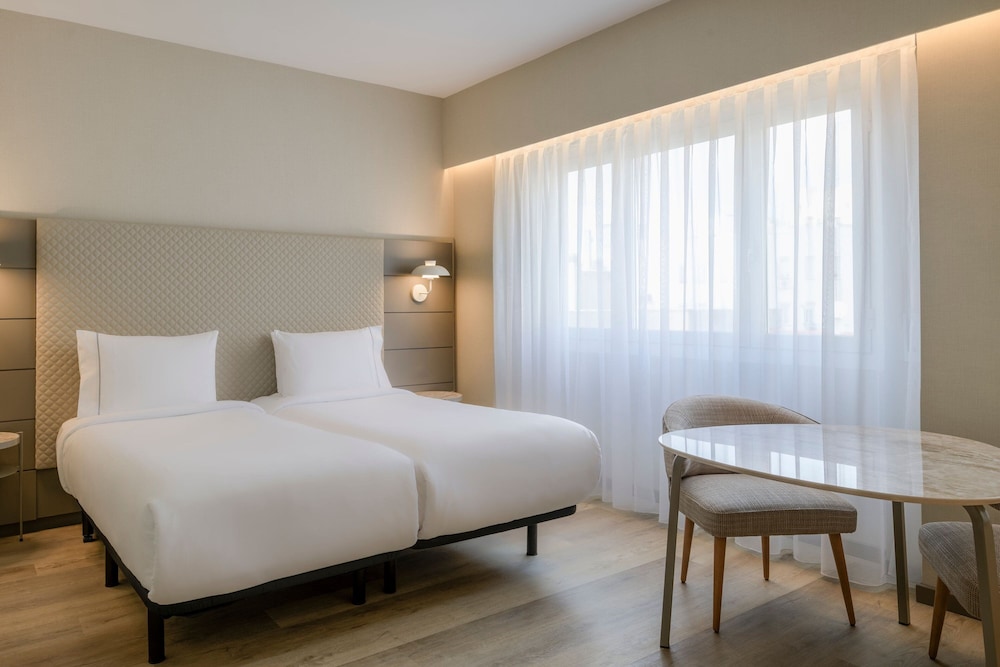 AC Hotel Carlton Madrid 20