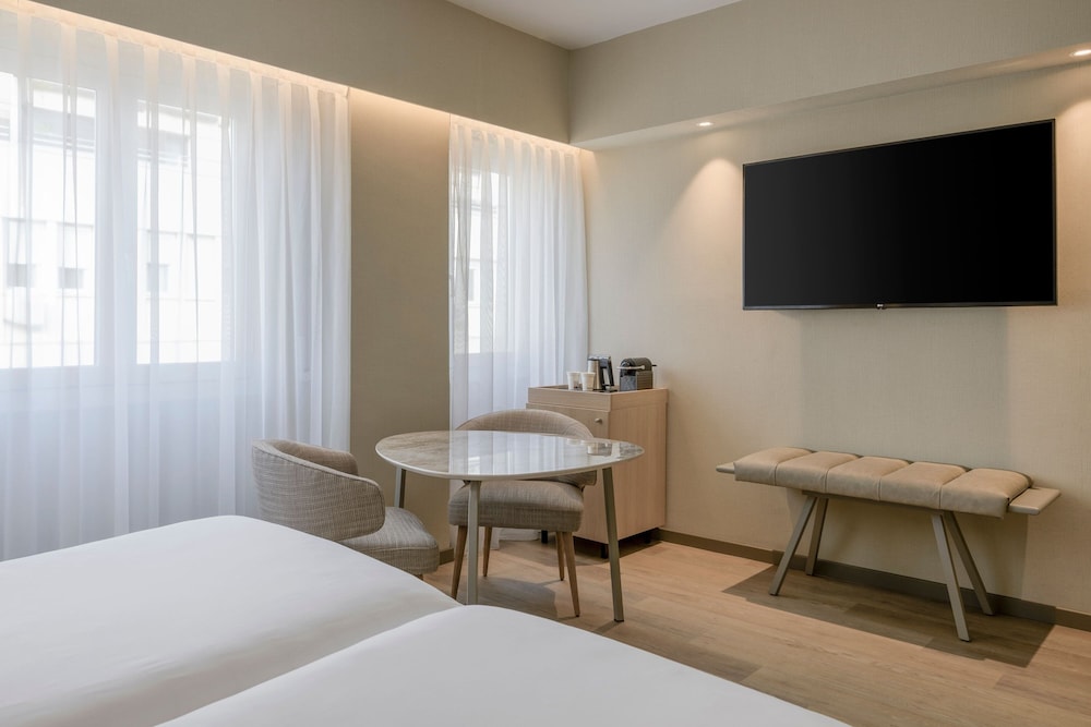 AC Hotel Carlton Madrid 13