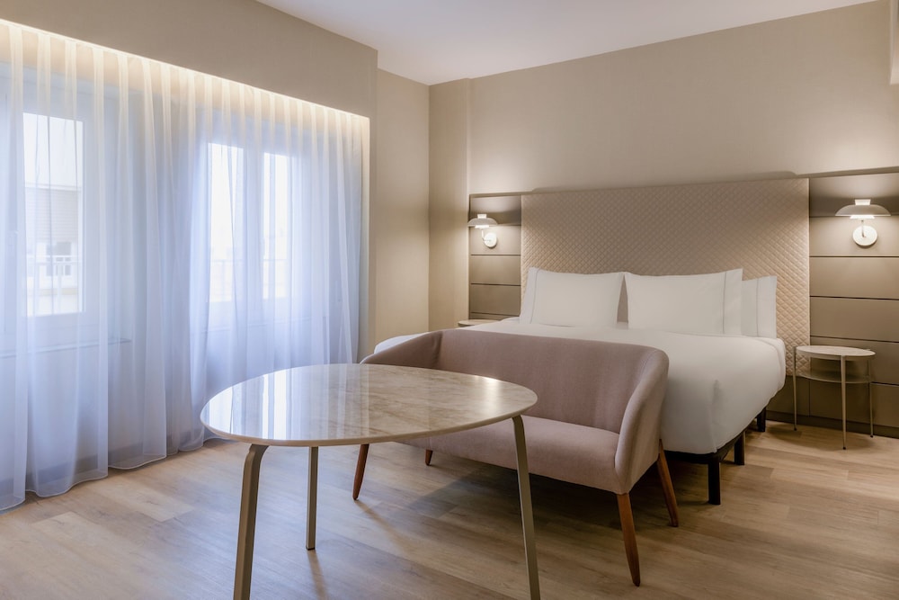 AC Hotel Carlton Madrid 8