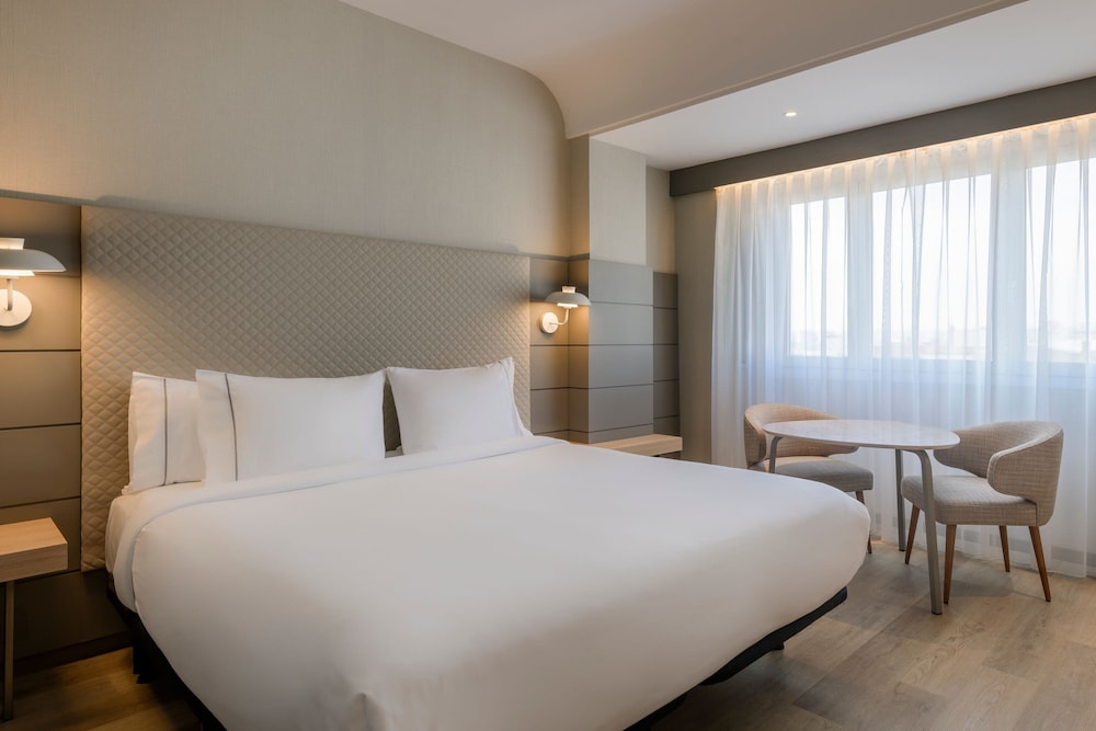 AC Hotel Carlton Madrid 3
