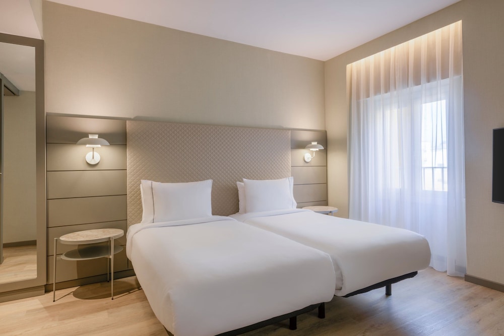 AC Hotel Carlton Madrid 14