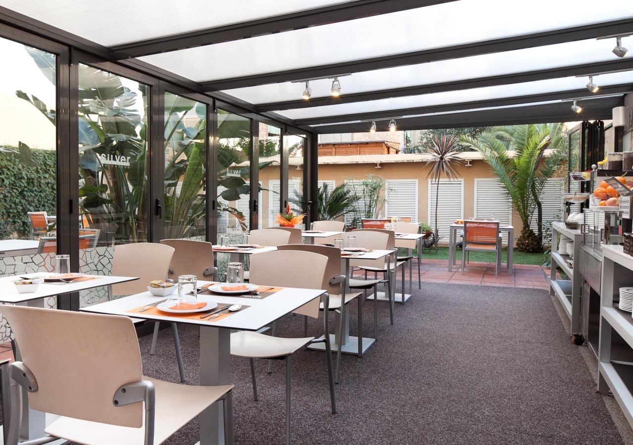 Silver Aparthotel 11