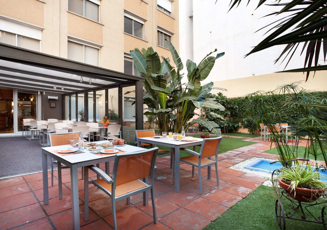 Silver Aparthotel 13
