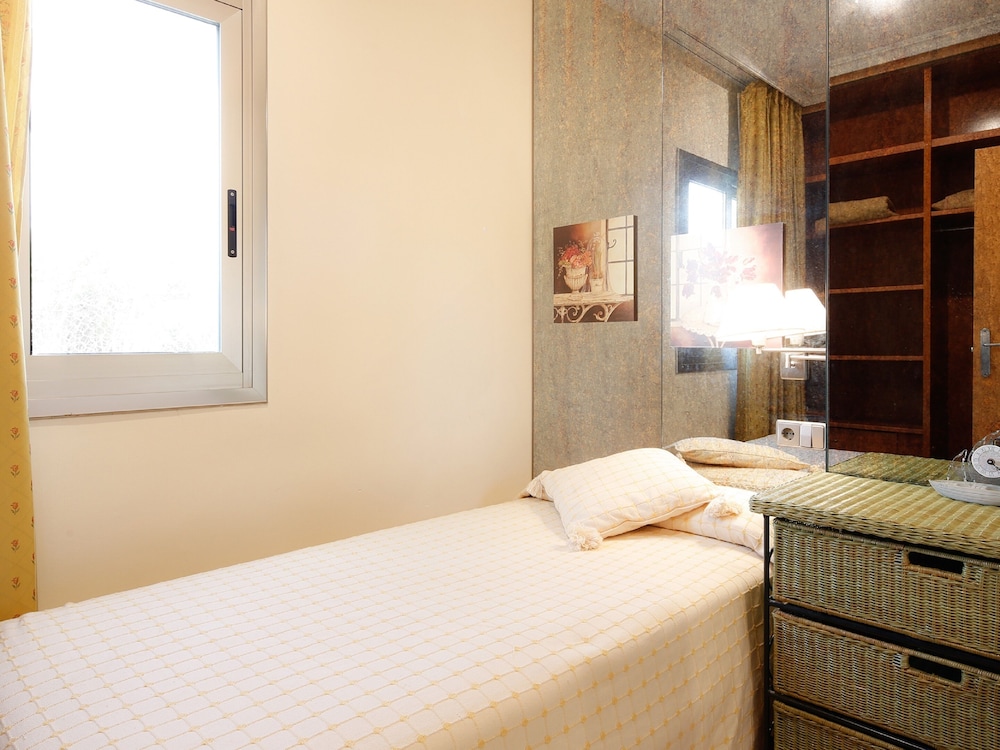 Port Sitges Resort 9