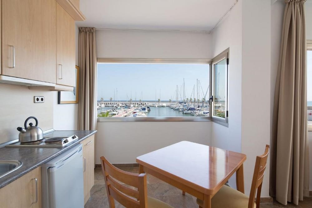 Port Sitges Resort 24