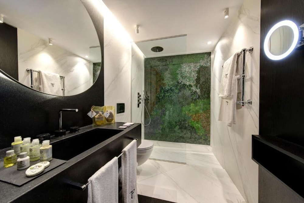 Casa Almagro by The Pavilions Hotels & Resorts 13