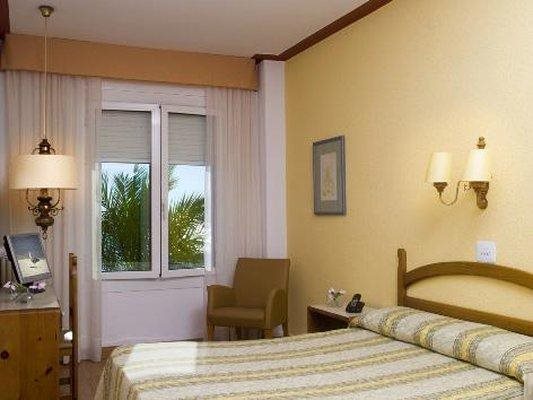 Hotel Miramar Badalona 13