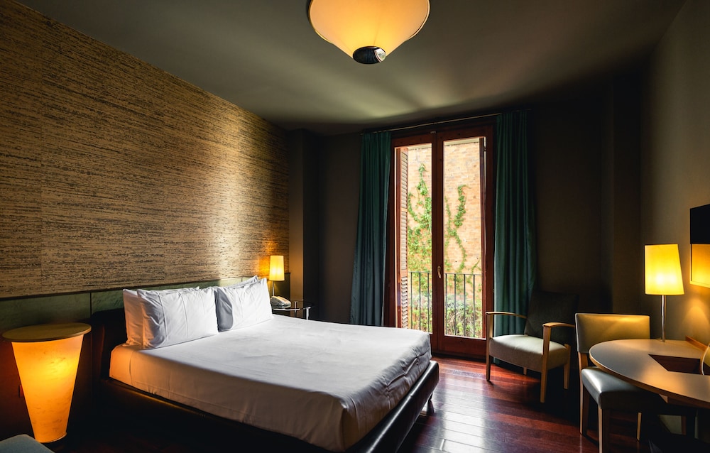 Hotel Fonda Europa 12