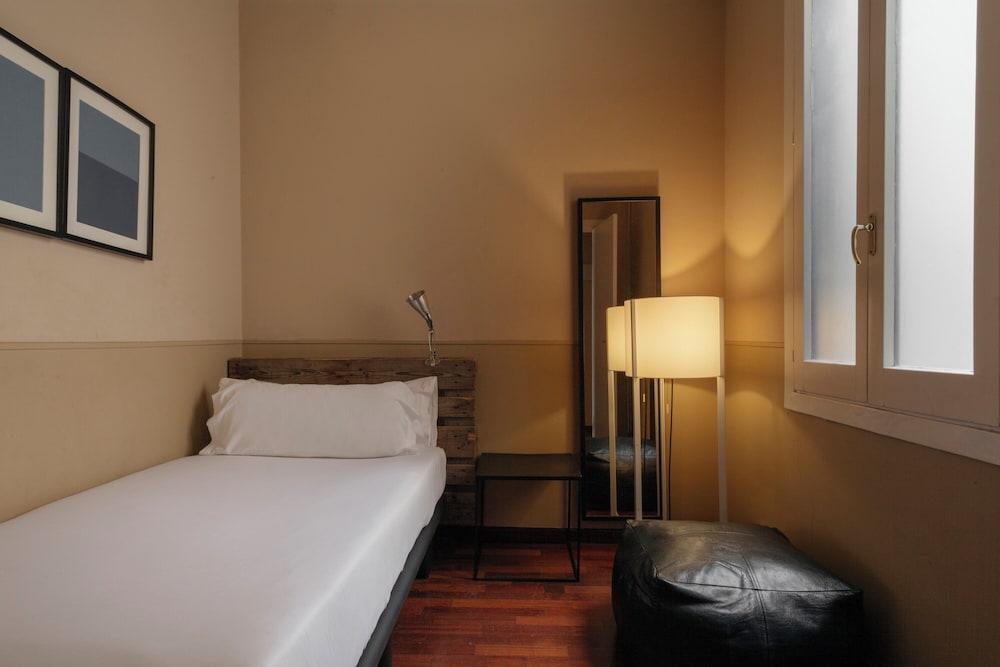 Barcelona Apartments Val 15
