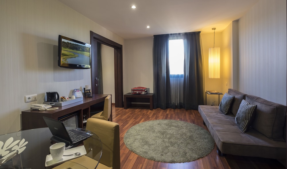 Hotel Gran Ultonia 9