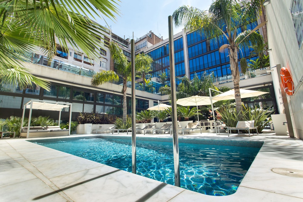 Indigo Barcelona - Plaza Catalunya 1