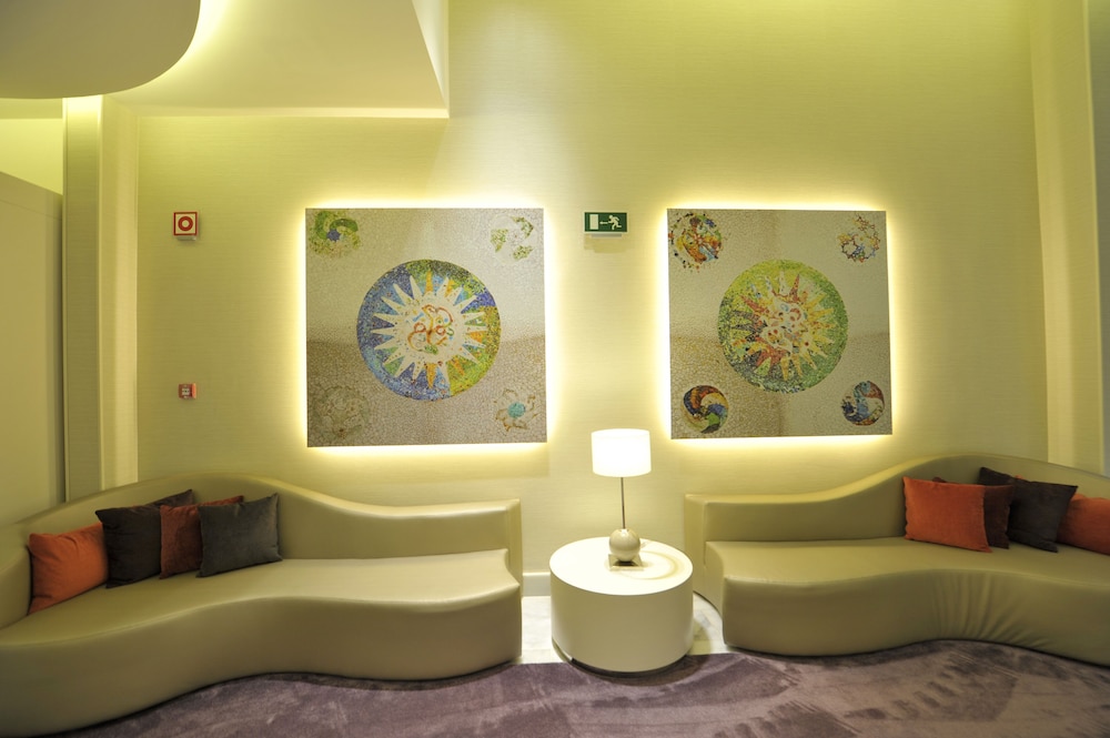 Indigo Barcelona - Plaza Catalunya 4