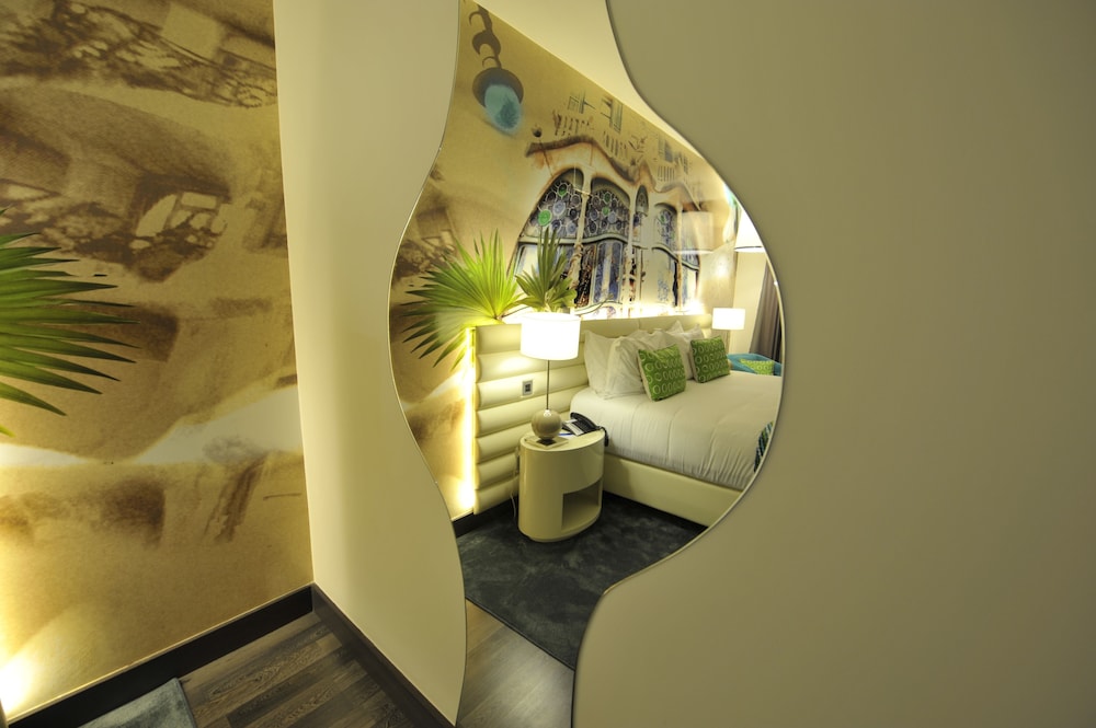 Indigo Barcelona - Plaza Catalunya 24