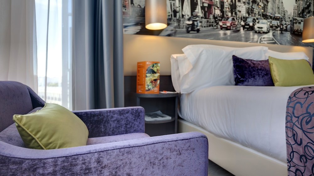 Indigo Madrid - Gran Via 9