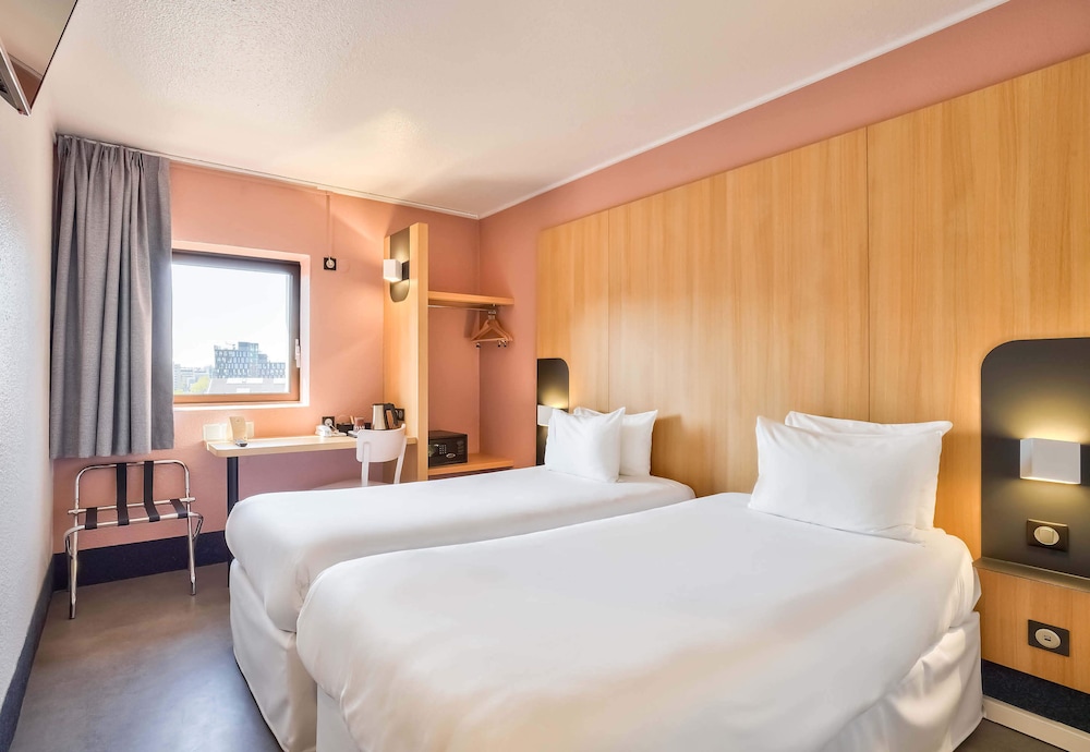B&B HOTEL Paris 17 Batignolles 24