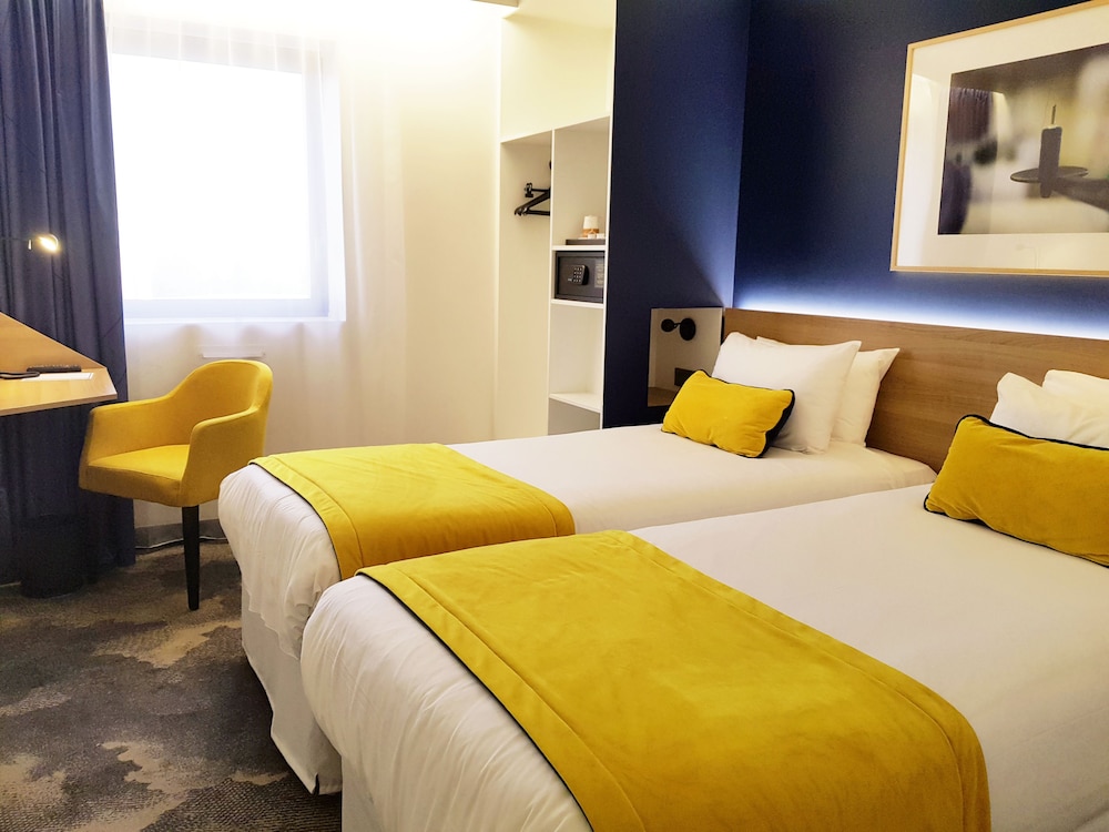 B&B HOTEL Paris 17 Batignolles 12