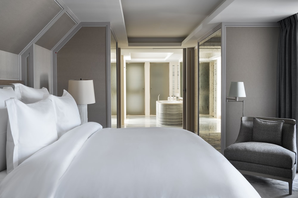 Hôtel de Crillon, A Rosewood Hotel 9