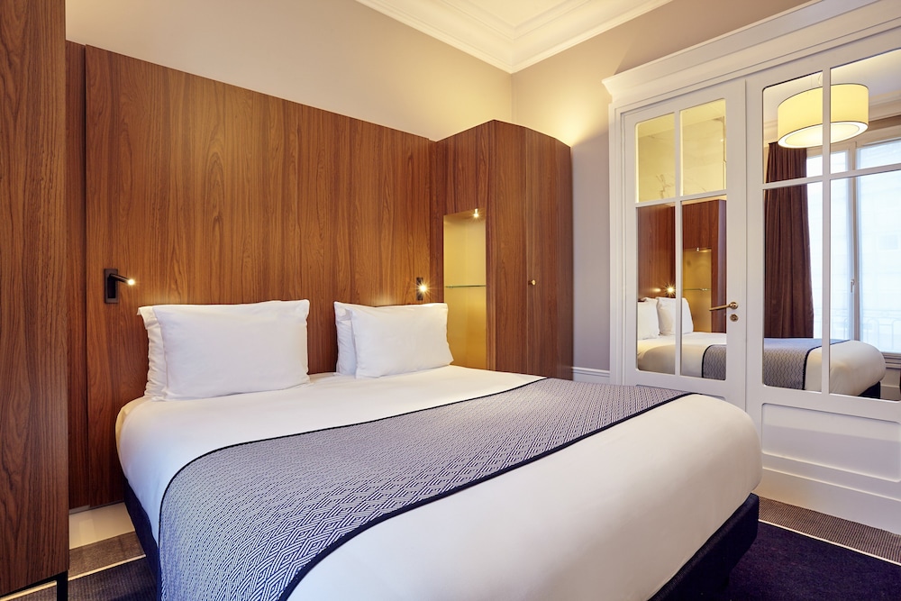 Holiday Inn Paris - Gare de Lyon Bastille 13