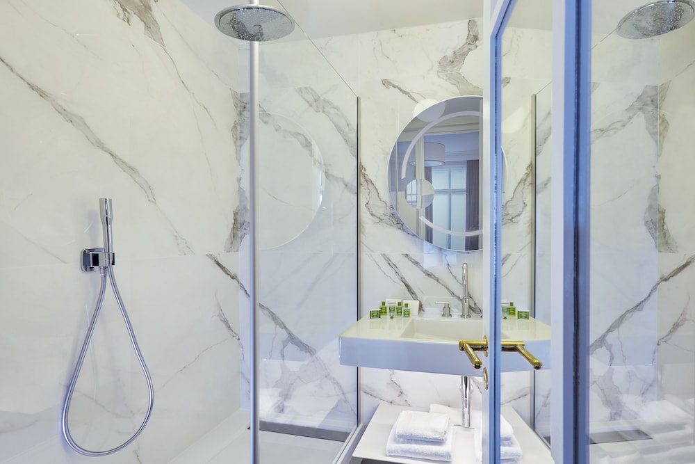 Holiday Inn Paris - Gare de Lyon Bastille 21