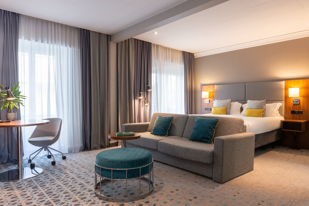 Crowne Plaza Paris-Republique 14