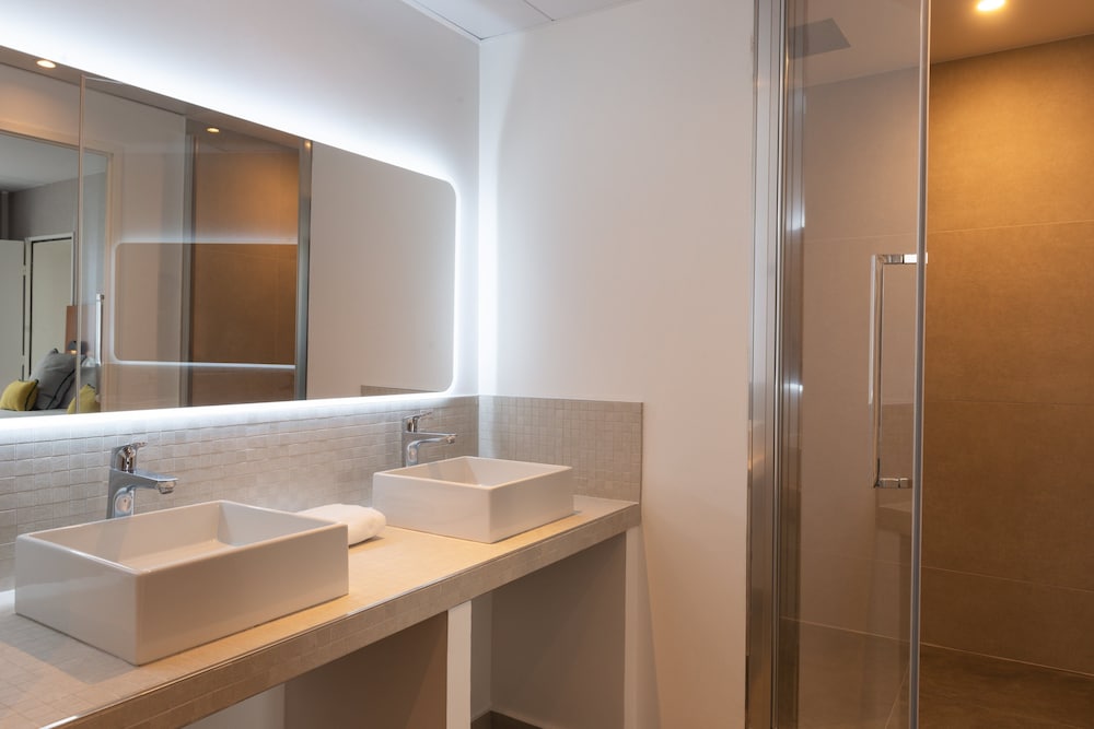 Crowne Plaza Paris-Republique 13