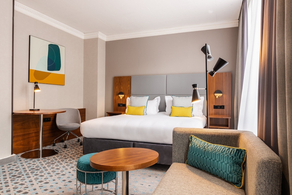 Crowne Plaza Paris-Republique 22