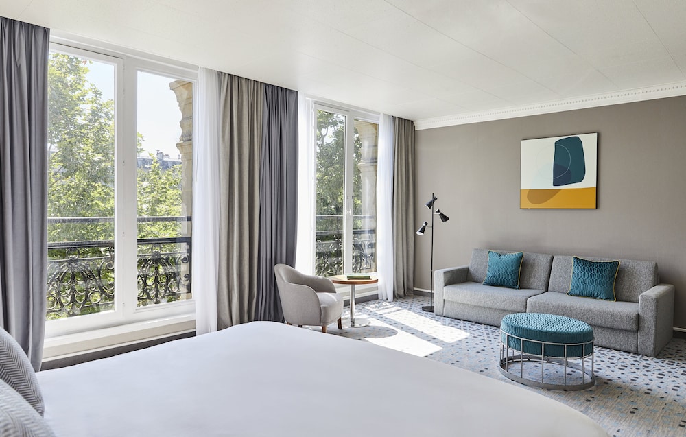 Crowne Plaza Paris-Republique 21