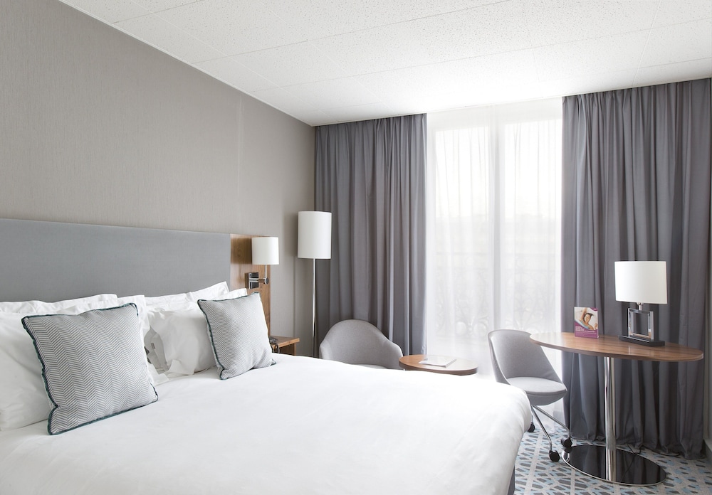 Crowne Plaza Paris-Republique 19