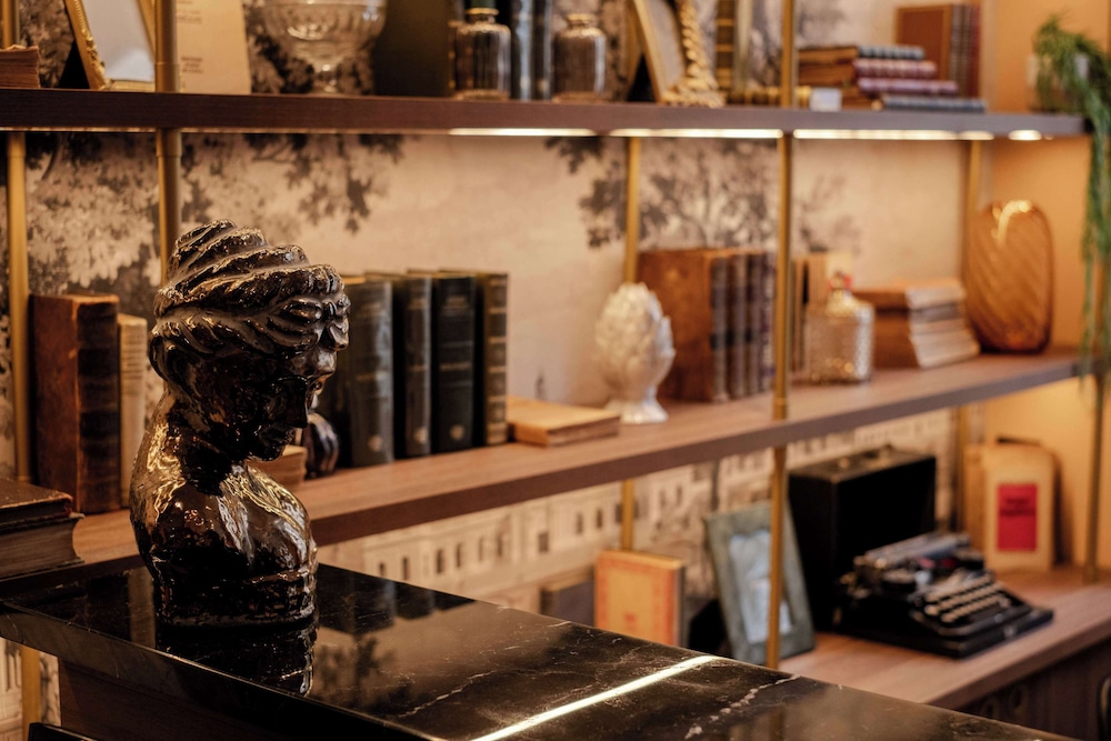 Hotel Kyriad Paris X Canal Saint Martin République 14