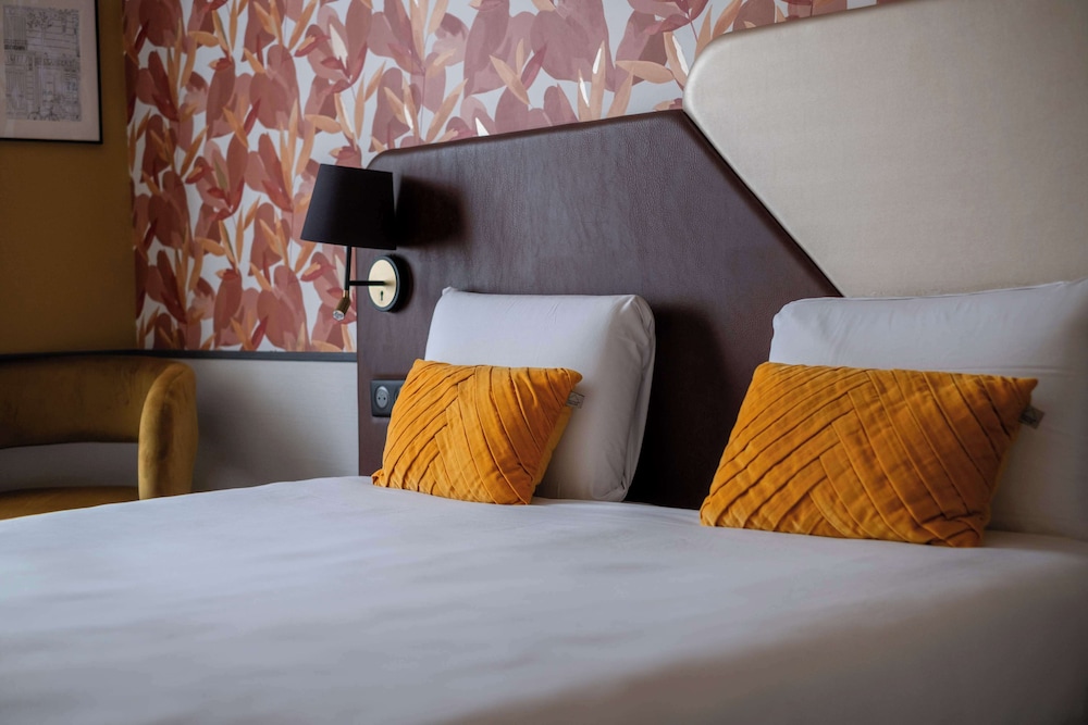 Hotel Kyriad Paris X Canal Saint Martin République 21