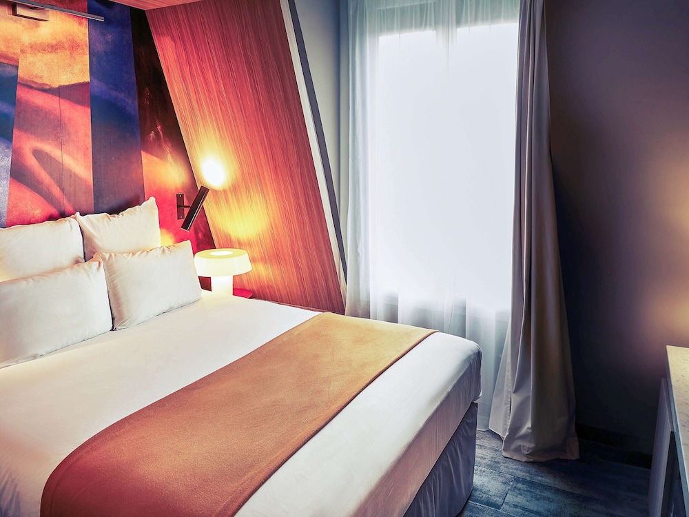 Mercure Paris Alésia 16