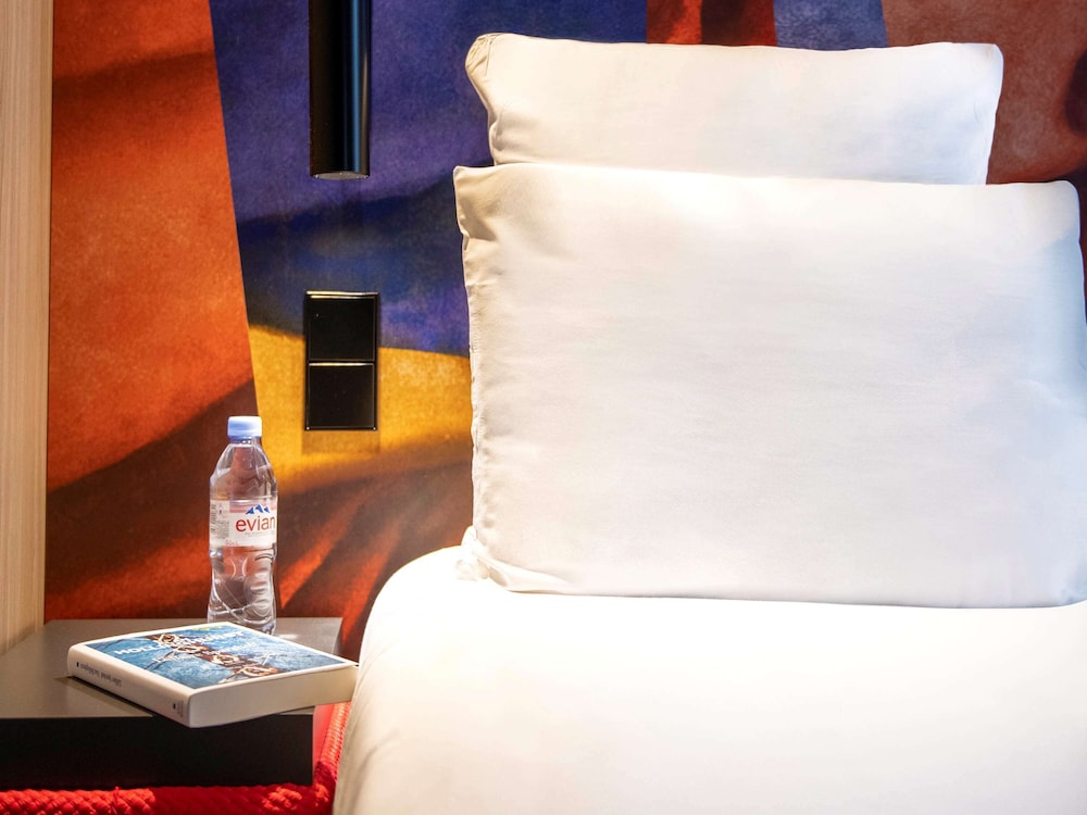 Mercure Paris Alésia 21