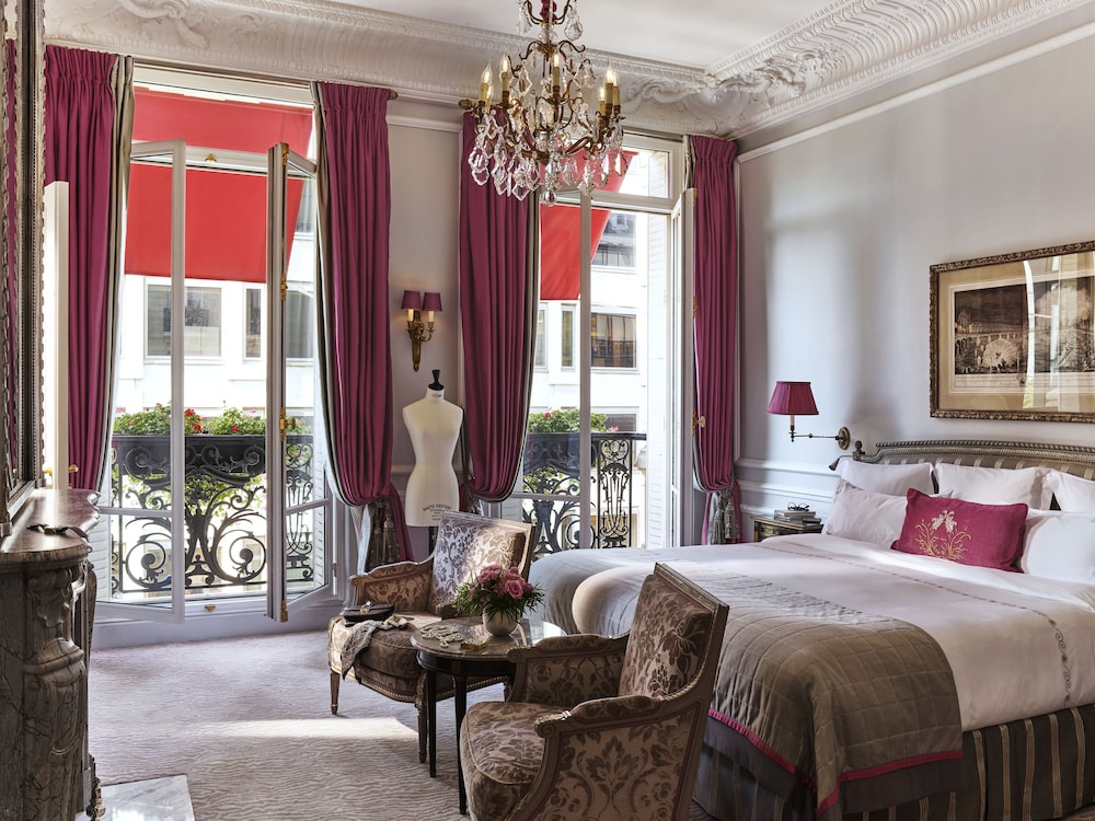 Hotel Plaza Athenee 14