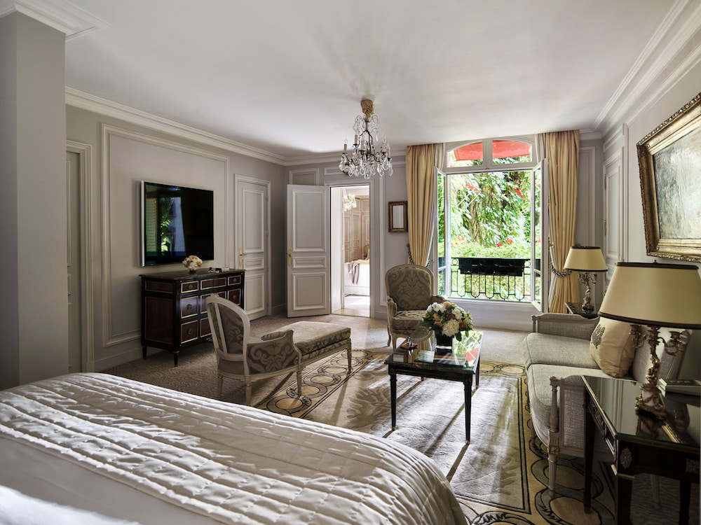 Hotel Plaza Athenee 5