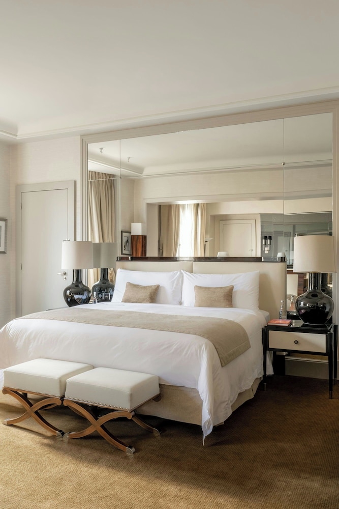Prince de Galles, a Luxury Collection Hotel 1