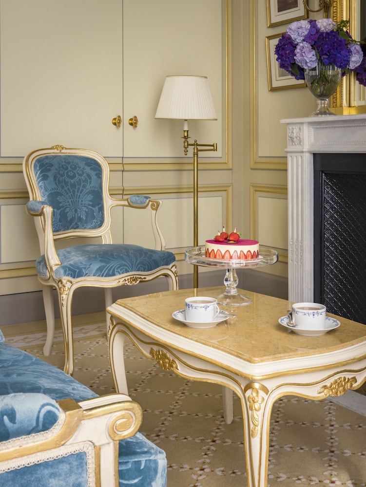 Ritz Paris 23