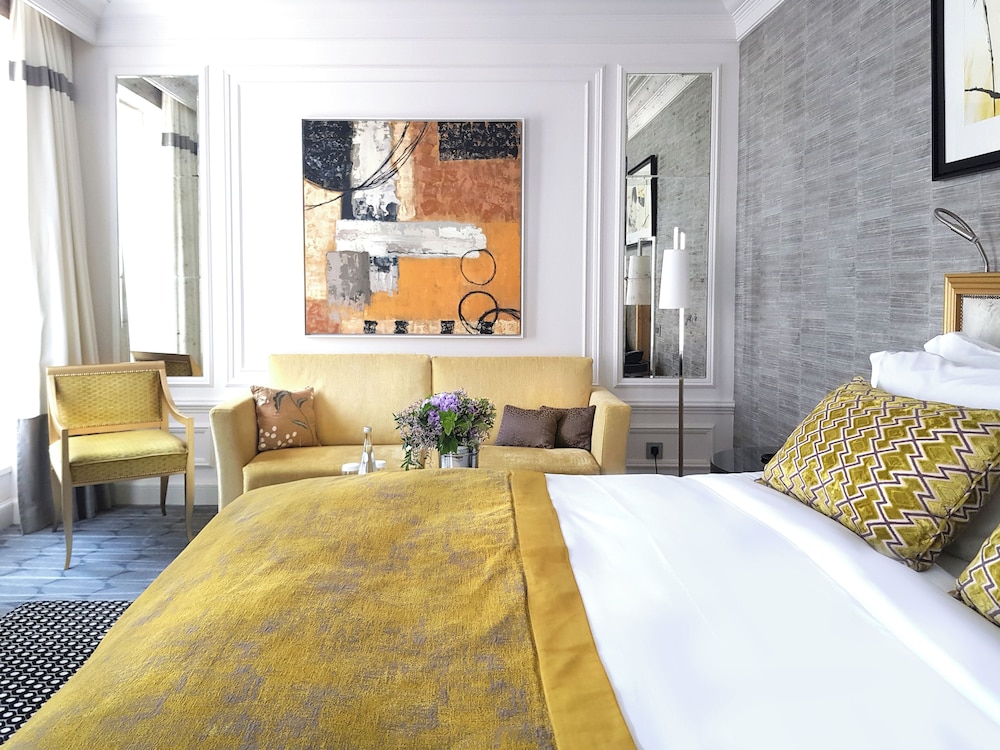 Sofitel Paris Le Faubourg 17