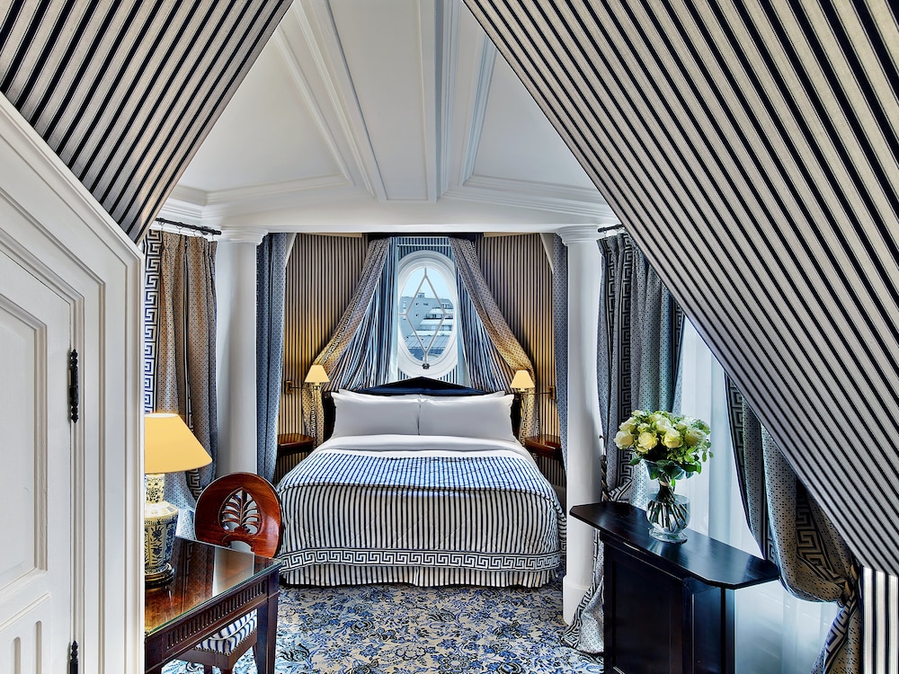 Le Dokhan's, Paris Arc de Triomphe, a Tribute Portfolio Hotel 15
