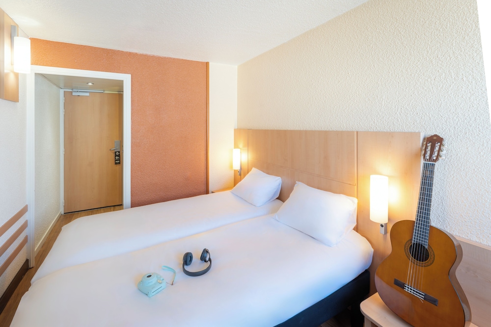 ibis Paris 17 Clichy-Batignolles 14