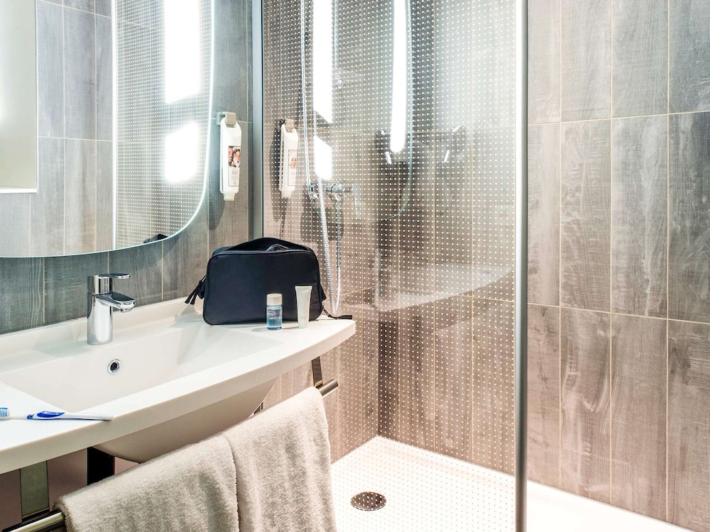 ibis Paris 17 Clichy-Batignolles 7