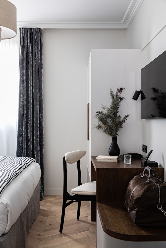 Best Western Premier The Blake Paris Gare Saint Lazare 21