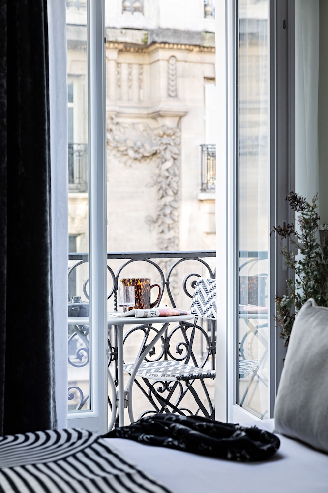 Best Western Premier The Blake Paris Gare Saint Lazare 22