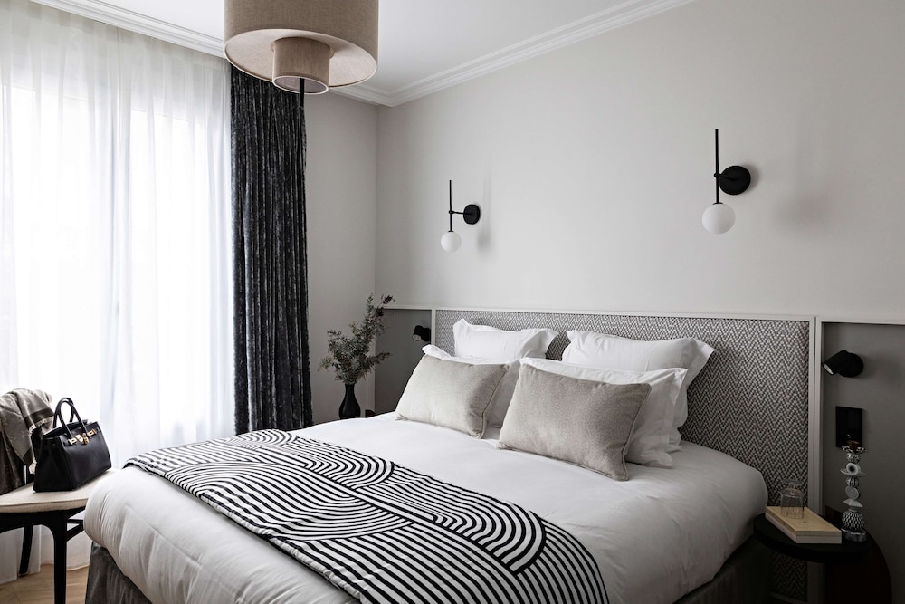 Best Western Premier The Blake Paris Gare Saint Lazare 8