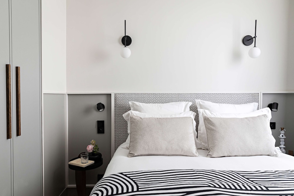Best Western Premier The Blake Paris Gare Saint Lazare 18