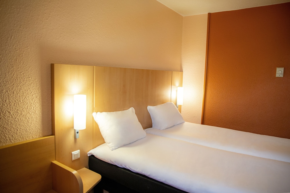 ibis Paris Porte d'Orléans 4