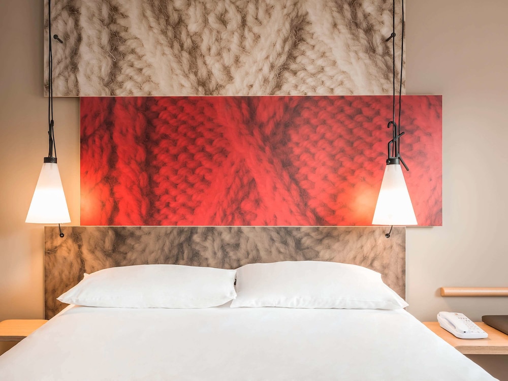 ibis Paris Porte d'Orléans 2